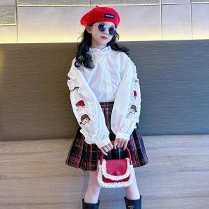 Girls Long Sleeve Embroidered Shirt Inner Wear Casual Style Autumn Fashion Childrens Clothing Breathable Princess Top for Kids