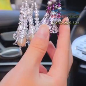 Dây khánh treo gương ô tô thiên nga màu trắng được đính đá sang trọng