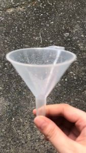 Nhựa PP cao cấp phễu nhựa chiết rót hóa chất mỹ phẩm đa dạng kích thước chịu nhiệt