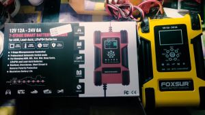 PENGIRIMAN CEPAT FOXSUR Charger Aki Mobil Lead Acid Smart Charger 12V/24V 6-200AH FBC122412D / cas aki mobil kering 12 24 volt otomatis motor basah / charger aki motor dan mobil 12v 24v otomatis super cepat