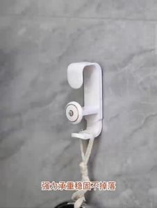 Wall Storage Hook Retractable Washbasin Rack Toilet Storage Rack Bathroom No-punching Hanging Basin Storage Hook live