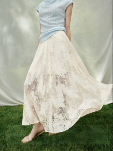 SUSHE | Lace High-Waist A-Line Skirt