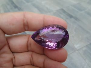 PY Beauty+++ ร้านนี้ขายแต่ของแท้ พลอยอเมทิสต์ ( Natural Amethyst ) 84.45 กะรัต อัญมณีเดือนกุมภาพันธ์ น่าสะสม