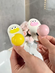 Satu Keluarga Cantolan Serbaguna C1426 Gantungan Tempel Dinding Karakter Bulat Pengait Handuk Baju