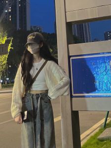 Áo Len Dệt Kim Rỗng Hở Vai Ngắn Mùa Hè Mỏng Cho Nữ Áo Khoác Ngoài Áo Sơ Mi Áo Che Vai Áo Khoác Cho Nữ Phong Cách Hàn Quốc Dáng Rộng Dài Tay Cổ Chữ V Màu Trơn