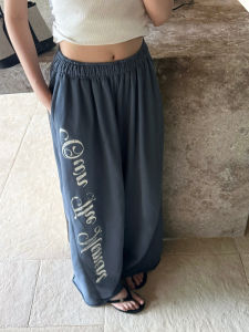 OIOI ESSE | Quần jogger rộng cổ điển