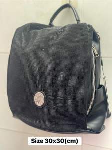 Ba lô quảng châu cao cấp giá rẻ đính đá lấp lánh sang trọng túi xách quảng châu cao cấp màu đen đơn giản sang trọng đi học đi chơi đều được