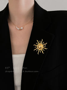 Golden Sunflower Brooch Pin Womens Fashionable High-end Suit Chest Flower Stylish Temperament Dress Coat Pin Accessory