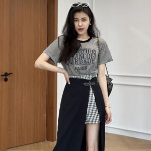 Shalldoer | Bộ đồ hai mảnh mùa hè đẹp không đều in chữ tay ngắn cho nữ quần short cổ tròn không tay áo thun phong cách Hàn Quốc