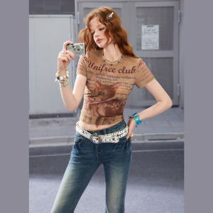 Unifree | Retro Hot Girl Slim Fit T-Shirt