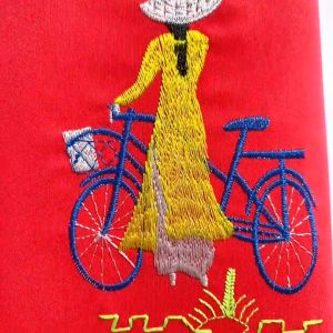 BÓP VÍ THỔ CẨM ĐỰNG TIỀN CÔ GÁI VIỆT NAM