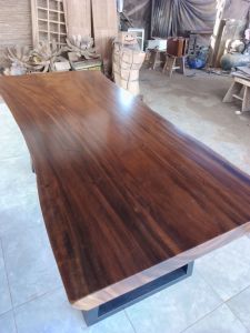 Meja Makan kayu Trembesi Meh Suar 200×70/80×75 Cm