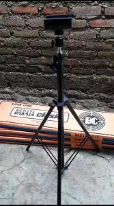 Tripot Minimalis Bahan Pipa Besi