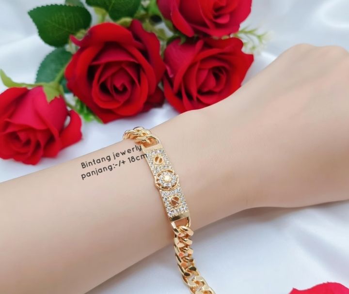 Gelang%20Rantai%20Simpel%20Cocok%20Untuk%20Sehari-Hari%20-%20Image%204