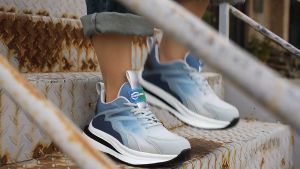 Work Shoes Anti-smashing Anti-piercing Safety Shoes Men Protective Wear-resistant Indestructible Gradient Work Shoes