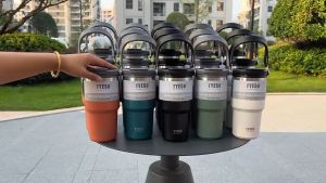 TYESO (ของแท้) แก้วเก็บความเย็น แบบใหม่มีที่จับ หูหิ้ว แก้วกาแฟ แก้วสแตนเลส304 = 600ml 750ml 900ml 1200ml