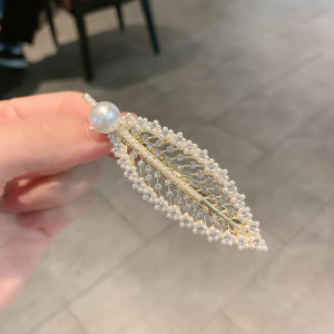 Leaf Pearl Hair Clip Womens Fashion Spring Hair Accessories Side Clip Bangs Holder Back of Head Hair Decorations