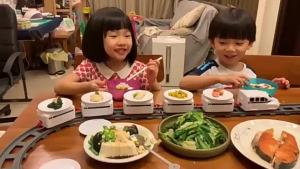 OXO Children's Revolving Train Track & Sushi Play House Toy: A Fun and Educational Choice