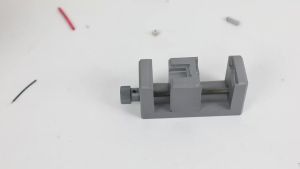 Toolour Adjustable PCB Holder Circuit Board Holder Helping Hand Soldering Repair Tool for Soldering/Desoldering Repair Tool
