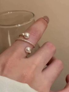 แหวนเปิดเปลี่ยนได้สำหรับผู้หญิง แหวนนิ้วชี้รูปไข่มุก ดีไซน์ไฮเอนด์ เครื่องประดับแฟชั่น เครื่องประดับสำหรับทุกเพศ