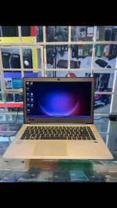 Acer Swift 3 SF 314-51 (Intel i5-6GEN 8GB RAM 256GB SSD GPU 2GB WINDOWS 11 PRO /412