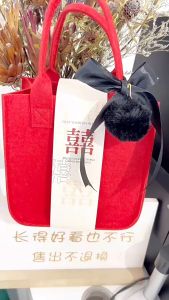 ABS Lightweight Small Medium Large Wedding Party Doorgift Bag Candy  Souvenir Felt Bag Blessing Happy  创意款式 婚礼生日礼品袋 礼包