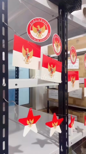 GANTUNGAN GARUDA MERAH PUTIH BENTUK BULAT KOTAK BINTANG DEKORASI GARLAND 17 AGUSTUS HUT RI