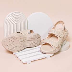 Sandal Wanita LAPEPA Sepatu Sendal Wanita Casual Wedges ZAHRA Model Ban dua Strap Tali belakang Hak 4 cm Sendal Gunung Gladiator Premium