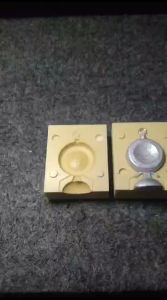 Molding Cetakan Bandul Timah Pemberat Pancing Model Koin 30gr Lead Sinker