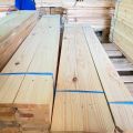 Papan Kayu Jati Belanda P110×L9×T1,5cm sudah di hamplas. 