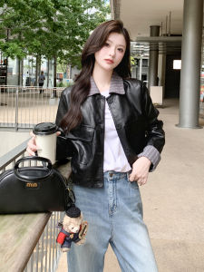 Black Cool Stripe Splicing Short PU Leather Jacket Womens Fashion Street Style Autumn New Arrival Small Size Zipper Closure