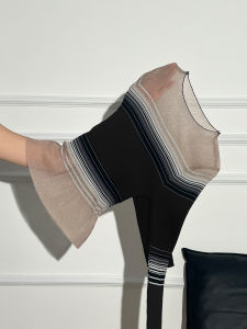 Áo Len Dệt Kim Dài Tay Mỏng La Chapelle Màu Đen Cho Nữ Mùa Thu 2025 Áo Lót Bên Trong Cổ Tròn Thường Ngày