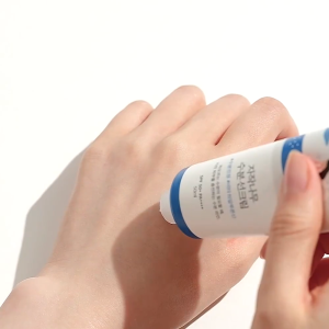 ROUND LAB Birch Juice Moisturizing Sunscreen (50ml)Professional sunscreen