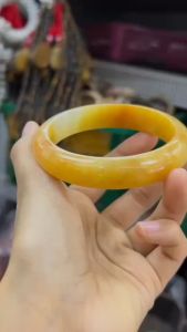 กำไลหยกน้ำ (ควอตซ์) เนื้อสวย ส่งเสริมความคิดสร้างสรรค์