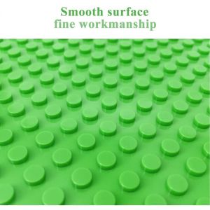 DREAMToy 32x32 cm Dots Base Plate Building Blocks: Alas Mainan Puzzle Plastik