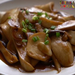 THE REGAL BITE: FRESH KING OYSTER MUSHROOM IMPORTED FROM CHINA - 200G - ISTANA ROYAL FRUITS