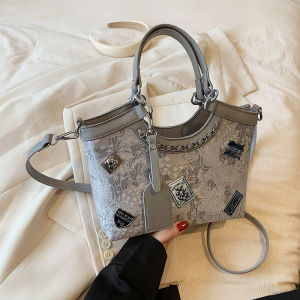 Fashionable Versatile Womens Crossbody Bag Handbag Bucket Shape Soft Surface Hard Edges Double Shoulder Strap Zipper Closure