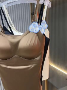 Acetate Satin Vest Integrated Seamless Fixed No Wear Bralette Anti Exposure Strapless Womens Summer Tops Fashion Clothing