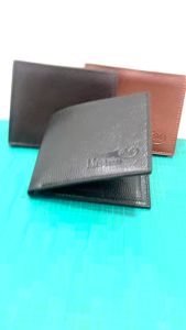 Menbense Dompet Pendek Lipat Tebal Pria Wanita Bahan Sintetis Kilat Lilin Muat Banyak Cash