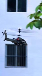 Helikopter Remote Control 35 Channel Pesawat tempur Remote Control Bersenjata Dengan Lampu 24 GHz Model Simulasi