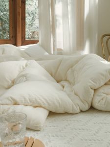 Thickened Soy Fiber Blanket Warm Simple Style Four Seasons Universal Heated Dye-Free Double Person Dormitory Core Quilt