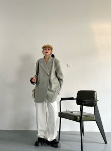 เสื้อเบลเซอร์สไตล์สูททรงบอยเฟรนด์สุดเท่สุดแนวลำลองทรงหลวมสไตล์เกาหลีมีดีไซน์นิยมในคนกลุ่มหนึ่งแบบใหม่ฤดูใบไม้ผลิและฤดูใบไม้ร่วงสำหรับผู้หญิง