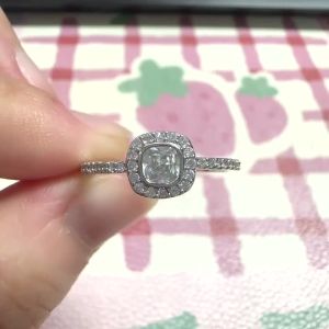 Huitan Luxury Wedding Rings for Women AA Crystal Cubic Zircon Silver Color Temperament Elegant Female Anniversary Rings Jewelry
