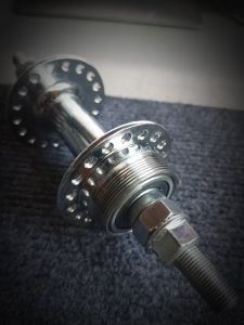 REAR HUB 10G SEALED BEARING DOUBLE THREAD HEAVY DUTY MADE IN JAPAN - FOR BICYCLE