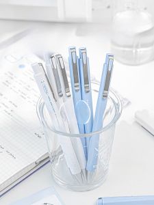 แผนพร้อมปากกาเป็นกลางที่คลิกได้ความงามสูงมูลค่าความรู้สึกโลหะ นักเรียน ปากกาสีดำพิเศษสำหรับการเขียนและการศึกษารายวัน