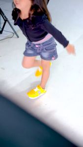 Sepatu Anak Sneakers Sport Olahraga Anti Selip Laki & Perempuan Kekinian 2023 By HIPZI