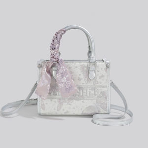 Luxury Large Capacity Women Handbag Crossbody