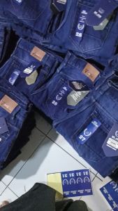 Celana jeans panjang pria dewasa terbaru Bahan ngaret model pensil Slimfit Premium - Brofashionid