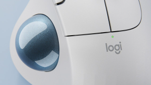 Logitech Ergo M575S Wireless Trackball Mouse with Logitech Advanced Optical Tracking Ergonomic Design Quiet Clicks