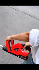 เครื่องตัดแต่งพุ่ม เครื่องตัดแต่งกิ่ง 48V เครื่องตัดแต่งกิ่งไม้ ไร้สาย ตัดแต่งพุ่ม ตัดแต่งกิ่งไม้ สตาร์ทง่าย เครื่องตัดหญ้าไฟฟ้า อัพเกรดใหม่ แบตเตอรี่ลิเธียม มอเตอร์ไร้แปรง 20นิ้วใบมีดเหล็กแมงกานีสคู่การตัดระนาบ/หน้าเอียง/แบบกลม/รูปทรงบอล